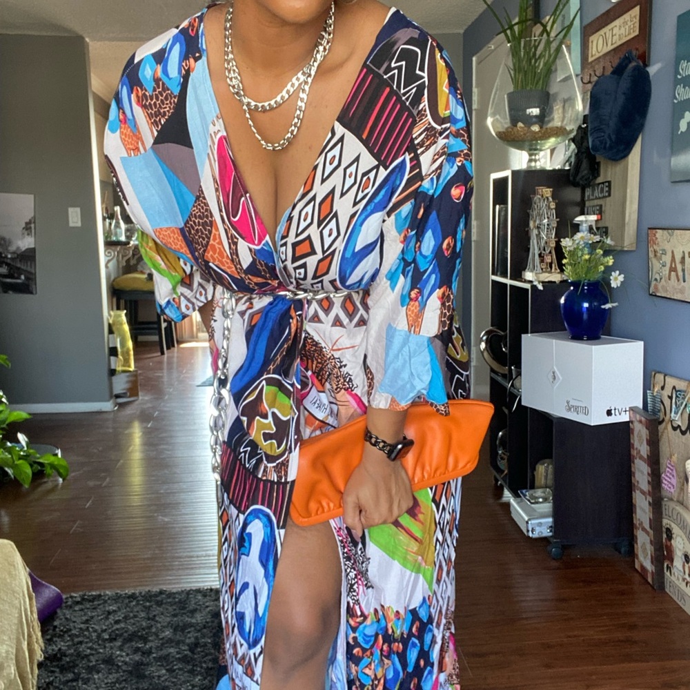 Safari Cover Up Worn Multiple Ways.